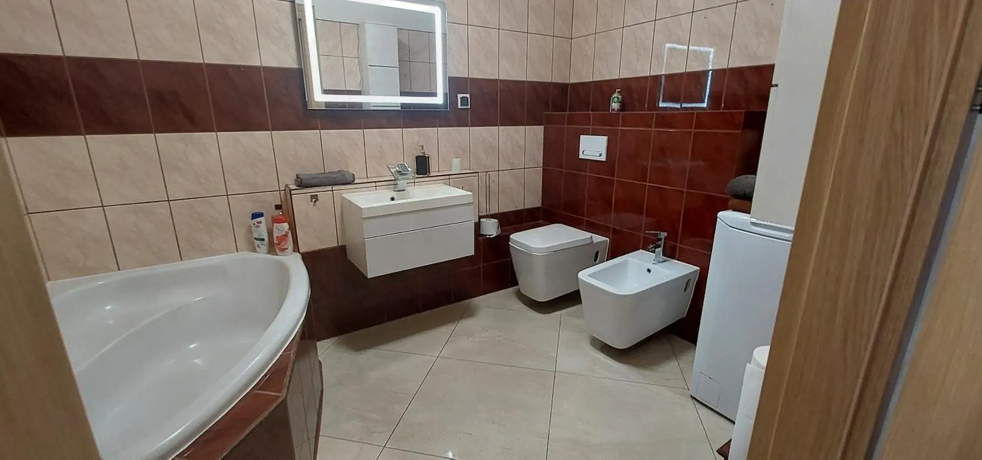 Apartament Przy Stawie فروتسواف شقة